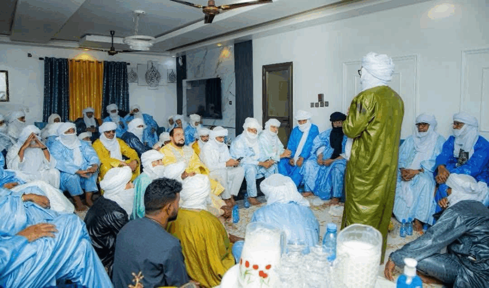 أطياف الطوارق توقع ميثاق مشتركا دعما لوحدة مالي وسيادتها