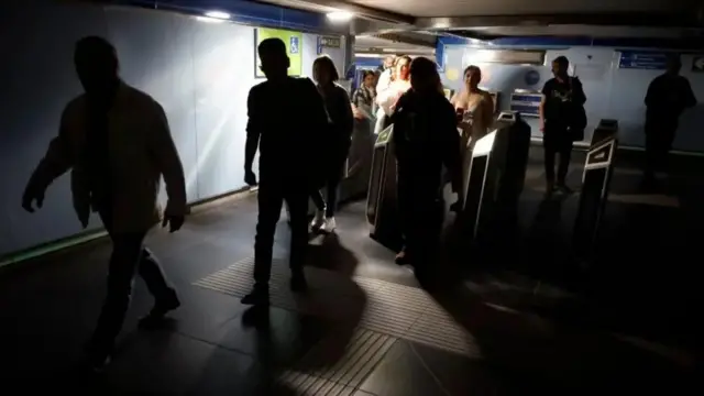 حركات يعدد إجراءات استراتيجية لتجنب المغرب أزمة كهرباء مثلما حدث بإسبانيا