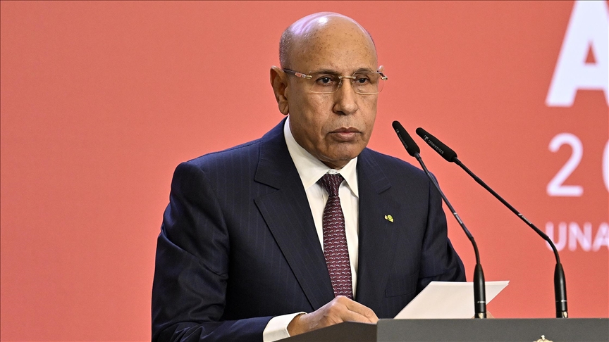 دي ميستورا يجري مباحثات مع الرئيس الموريتاني بنواكشوط
