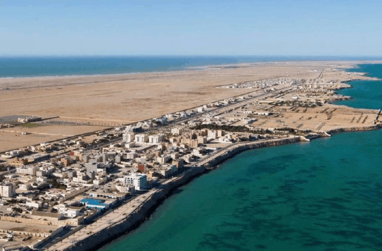 “إنترناشيونال بزنس تايمز”:اعتراف لندن بمغربية الصحراء يفتح آفاقًا تجارية ”لا مثيل لها” أمام الشركات البريطانية