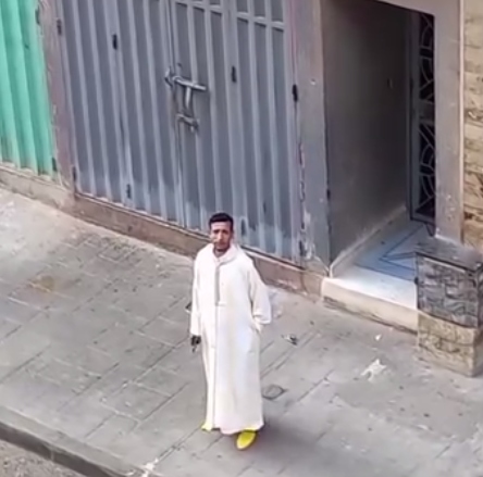 صاحب فيديو “المخبر”  لـ”آشكاين”: الإعلام الجزائري وقع في المحظور