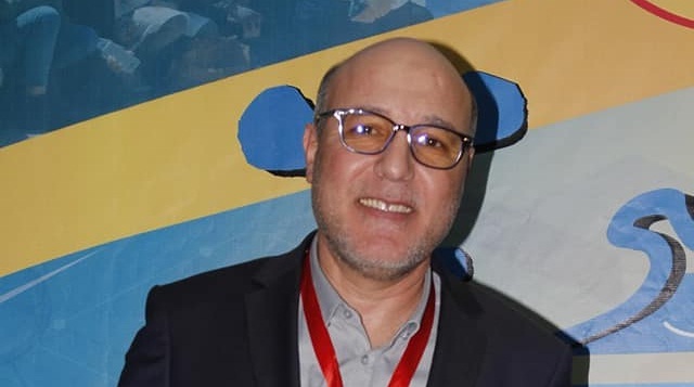 عندما يمشي رئيس الجماعة مع السكان في مسيرة آيت بوكماز لفتح طريق التنمية