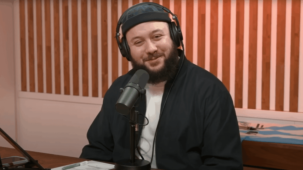 صانع محتوى من أصل مغربي يحصل على حقوق بث الدوري السعودي