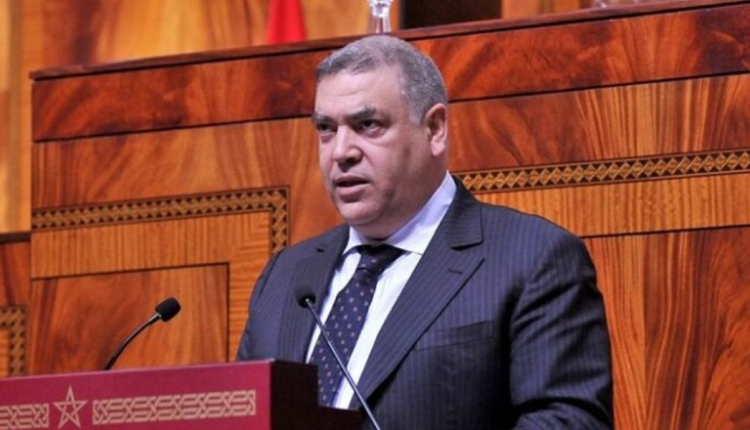 لفتيت يُعلن عن الدفعة الثانية لتحويل موظفي الجماعات لأطر صحية (وثيقة)