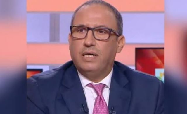  في تدبير الاحتجاج: بين تغيير بعض الوزراء و إعفاء رئيس الحكومة