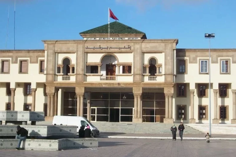 توقيف رئيس جماعة برشيد وأربعة نواب و3 مستشارين