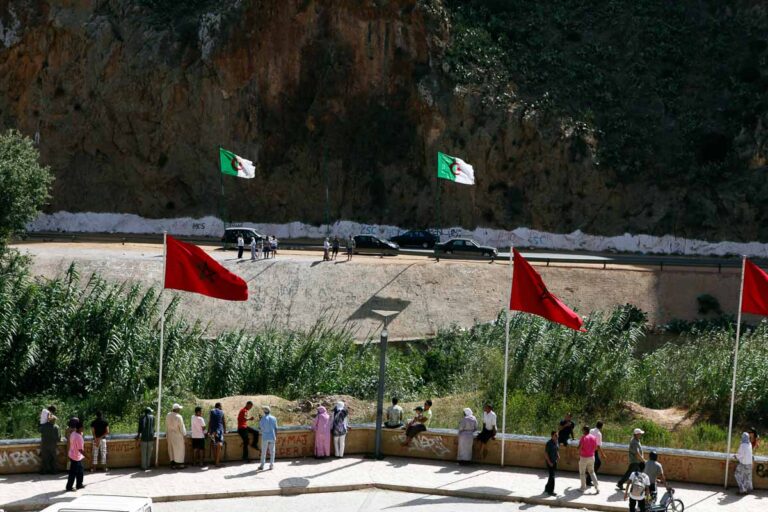 دعوة لوساطة ثلاثية لتجاوز “الخلافات” المغربية_الجزائرية