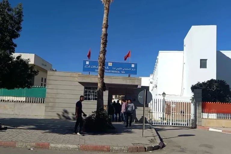 فيديو على “تيك توك” يوقف ممرضتين