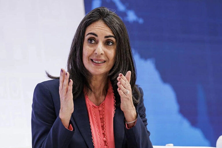 وزارة الاقتصاد والمالية تباشر عملية تنقيل موظفي الخزينة العامة