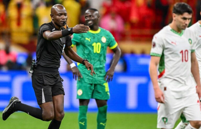 برلماني يطالب بمحاكمة حكم نهائي الكان ويشكك بوجود سحر (فيديو)