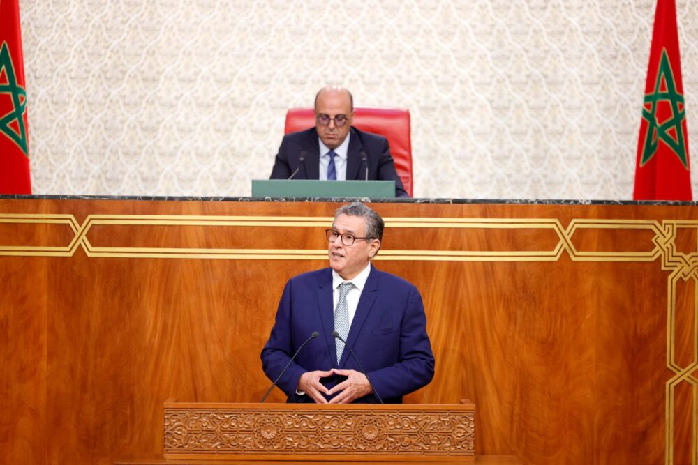 معارضة مجلس المستشارين تسائل أخنوش عن إخفاقات 56 جامعة رياضية