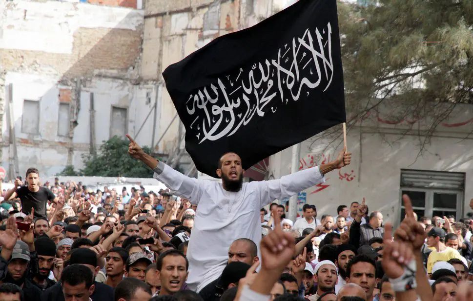 بعد الإخوان.. هل يصنف ترامب إسلاميين بالمغرب تنظيمات إرهابية؟ (الشيات يُجيب)