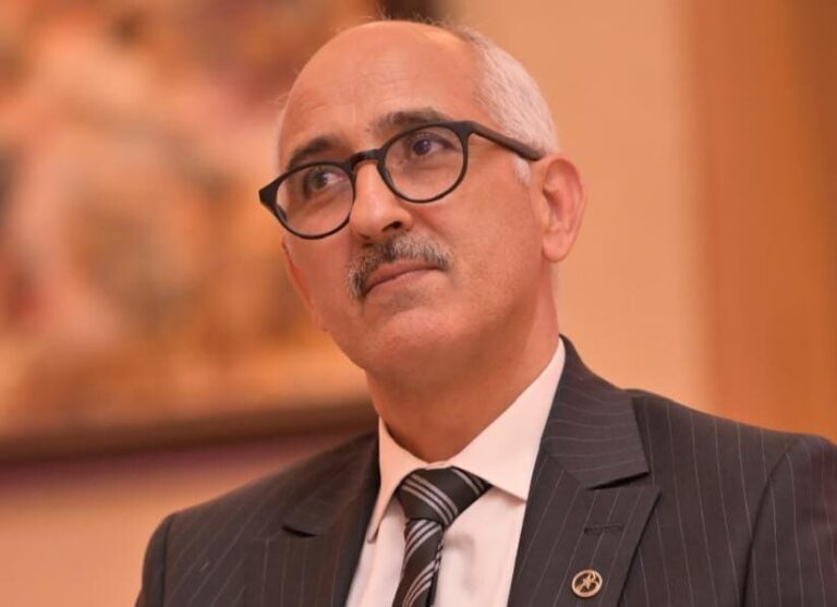 نهاية مرحلة “الانتقال الديمقراطي”؟