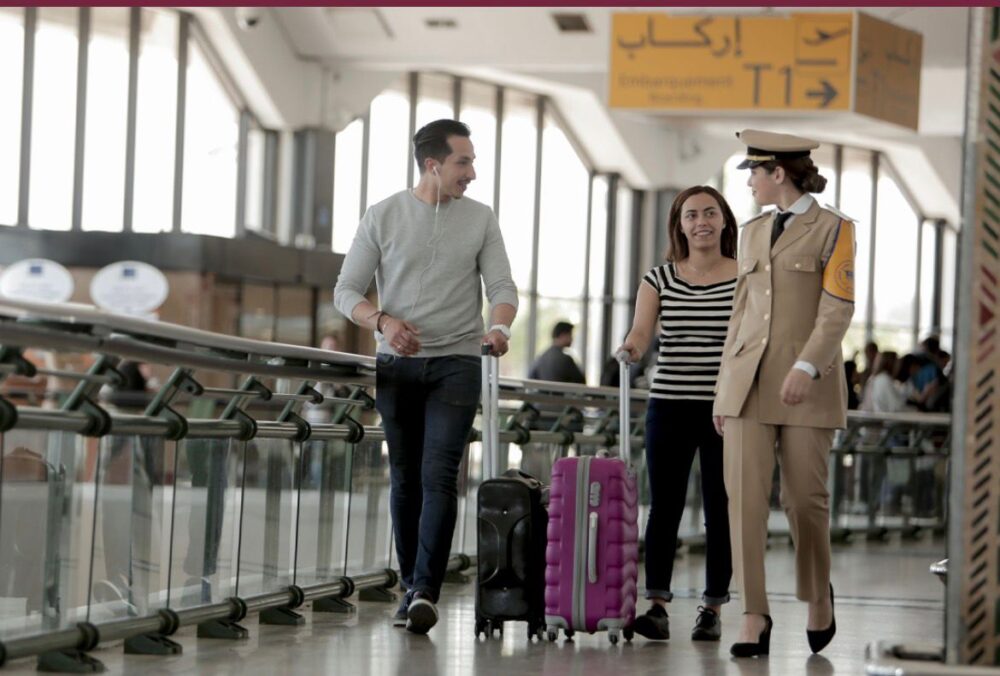 مغاربة العالم… حكايتان والوجع واحد