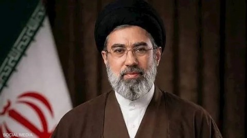 رسائل أول خطاب للمرشد الإيراني الجديد مجتبى خامنئي