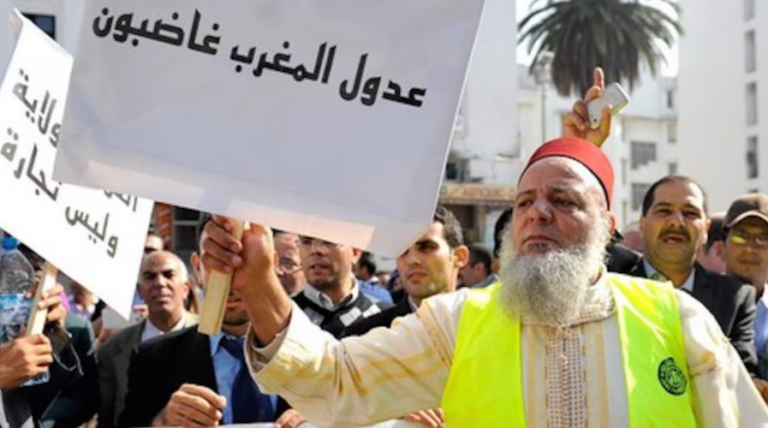 العدول يعلنون “معركة إثبات الوجود” بعد تمرير”مشروع قانون المهنة” بالمستشارين