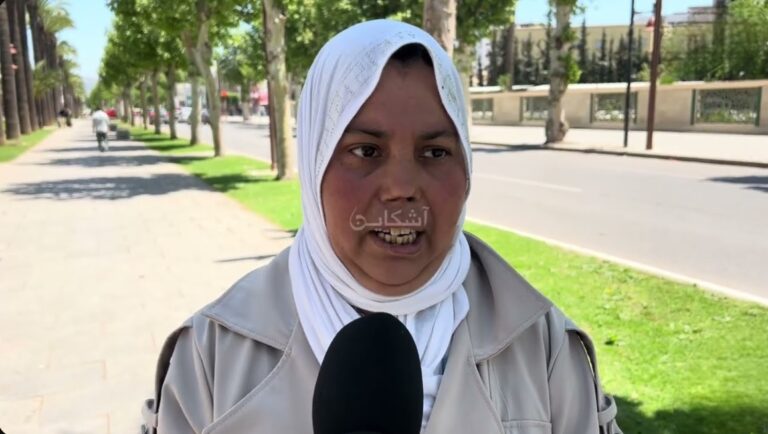 فاس.. أم تطالب بجثة ابنها