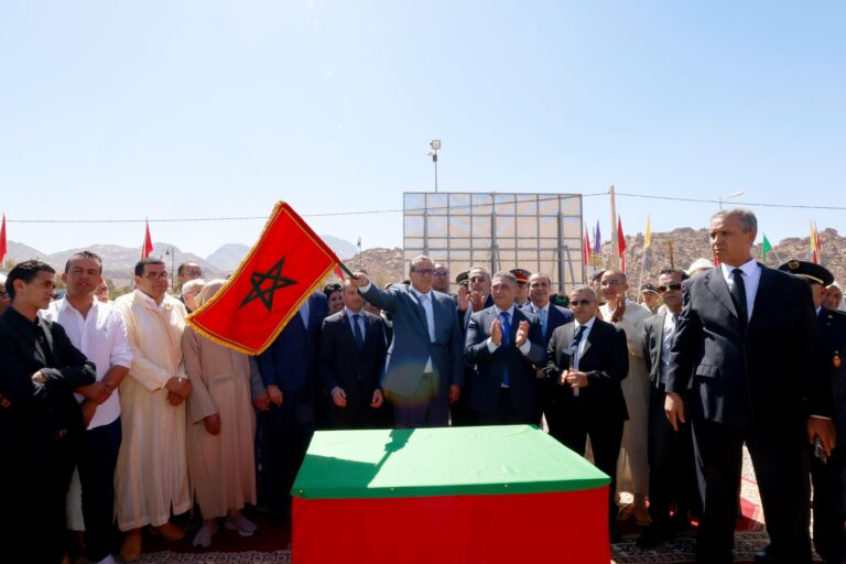 أخنوش يعطي انطلاقة مجموعة من المشاريع التنموية بتافراوت