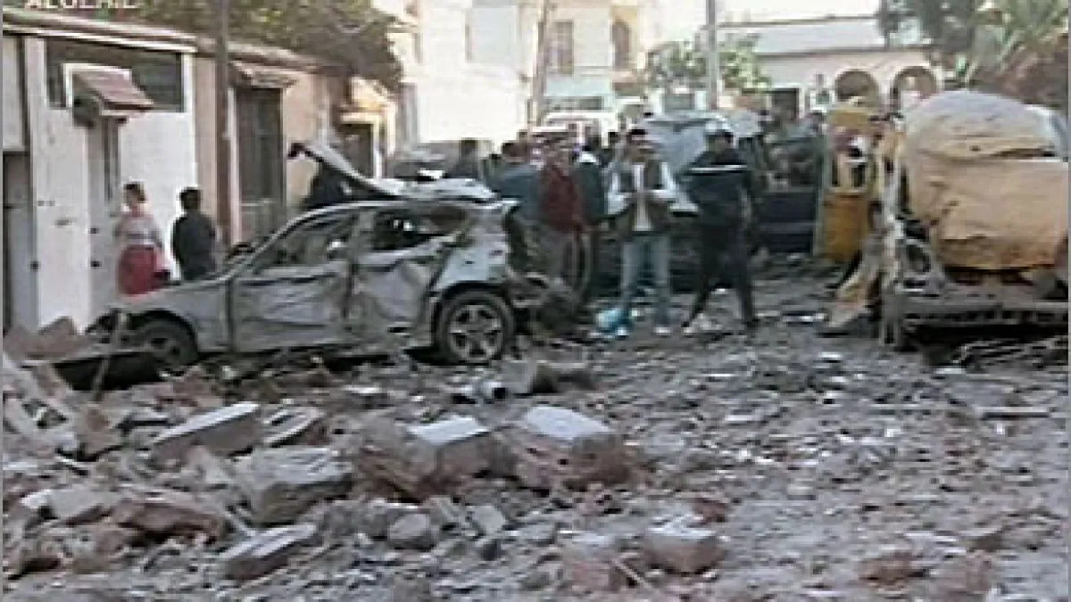 انفجار سيارة يهز باتنة الجزائرية ويطرح تساؤلات حول علاقة نظام العسكر بالعملية (فيديو)