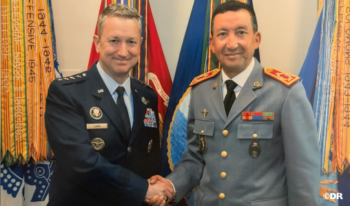 المفتش العام للقوات المسلحة الملكية يطير إلى واشنطن (بلاغ)