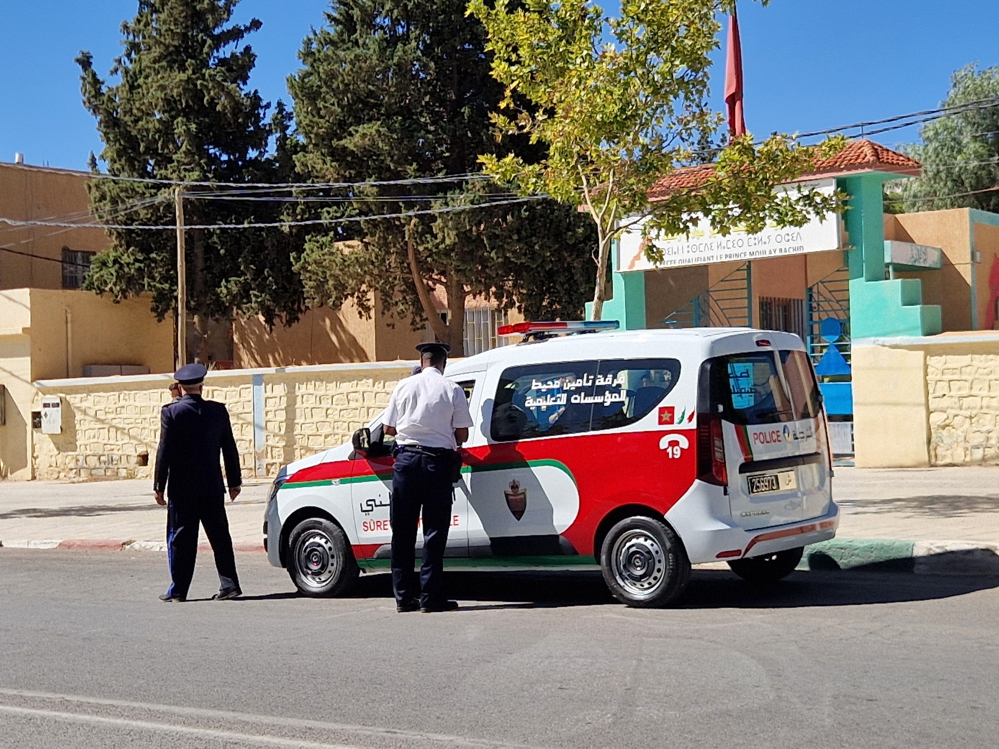 شقيق تلميذة يقتحم مؤسسة تعليمية بفاس ويعتدي على أستاذة