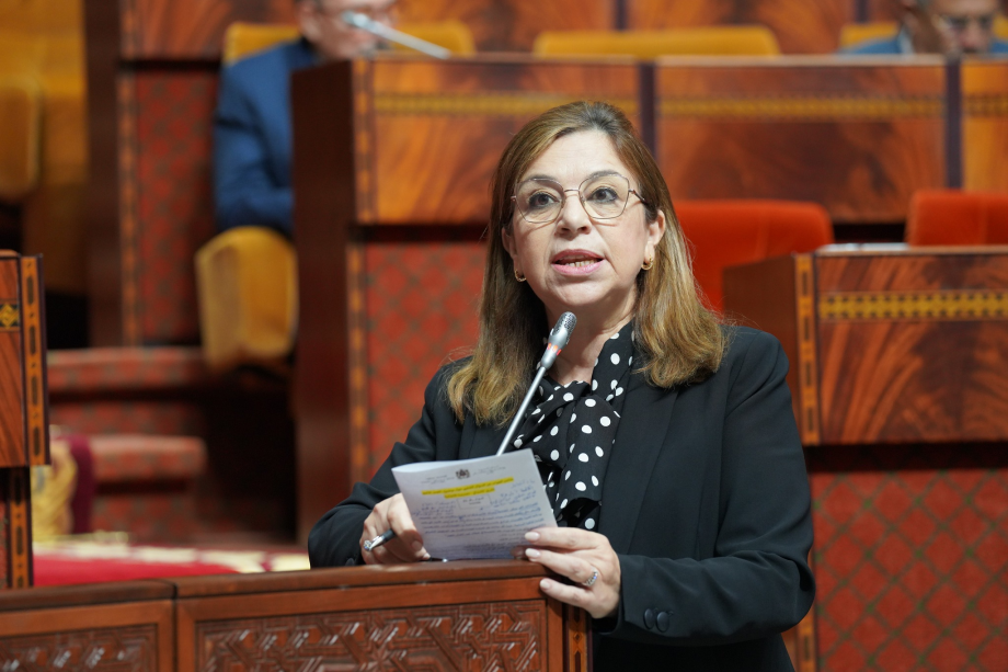 الوزيرة بن يحيى مطلوبة في البرلمان بسبب ” مخرجات البحث الوطني حول الأسرة”