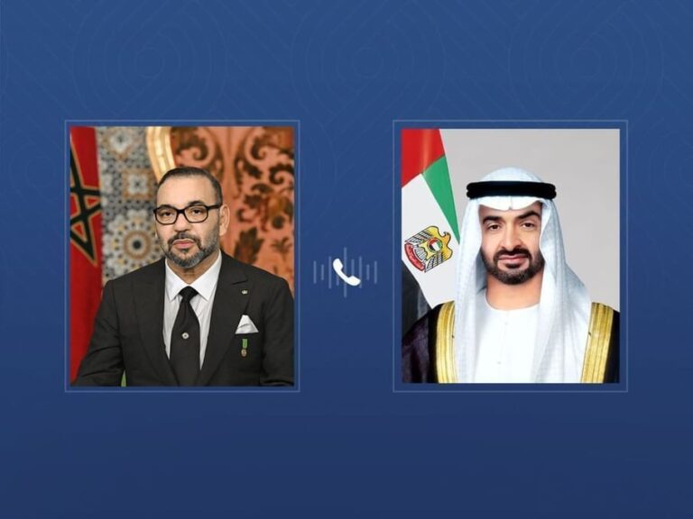 الملك محمد السادس ورئيس الإمارات يبحثان هاتفيا العلاقات الأخوية والتطورات الإقليمية