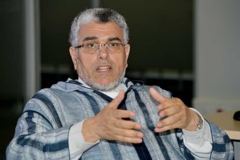 غلاء أضاحي العيد يثير سخطا واسعا والرميد يطالب باستقالة وزير الفلاحة