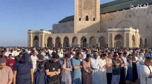 صلاة العيد بمسجد الحسن الثاني