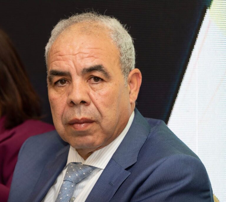 صبري: وثيقة الاتفاق الإطاري للوضع السياسي بالحكم الذاتي جاهزة تبدد الخلافات وهي قيد العرض على الأطراف قبل الدعوة للتوقيع