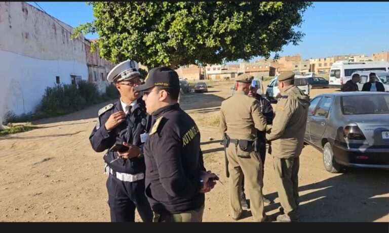 توقيف ثلاثة “شناقة” بالسوق الأسبوعي سيدي سليمان تفعيلا لقرار رئيس الحكومة