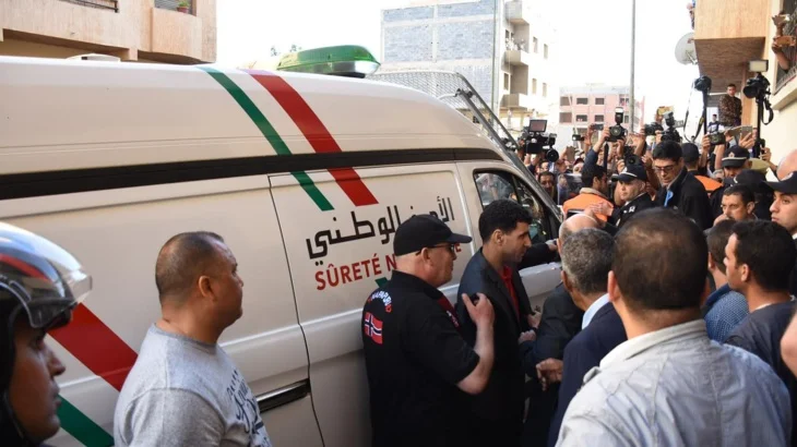 فاجعة بمولاي رشيد.. مقتل مستخدمة داخل وكالة لتحويل الأموال ومشغلها في حالة غيبوبة  (فيديو)