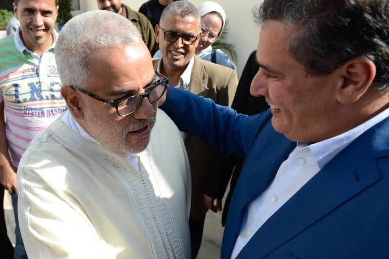 العودة إلى الساعة القانونية.. كيف حرم أخنوش بنكيران من إحدى أقوى أوراقه الانتخابية؟