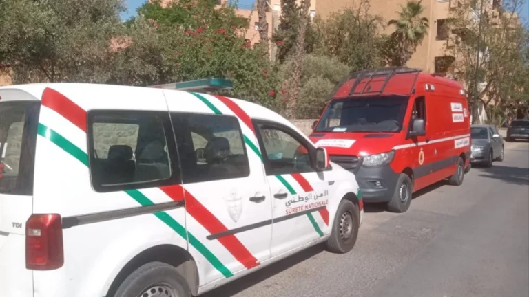 سيدة تهدد برمي نفسها من فوق كوميسارية وتستنفر سلطات الناظور (صورة)