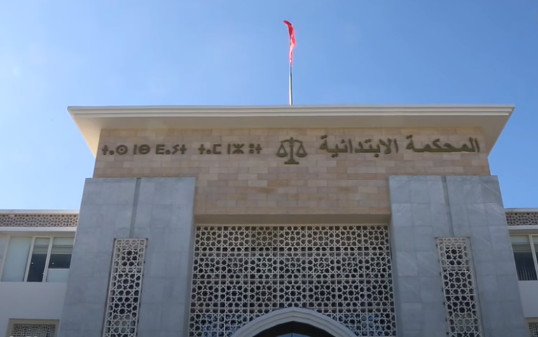 طنجة: إدانة “سمسار الفوريان” النصّاب على شرطيين ويوتوبر ورجال أعمال