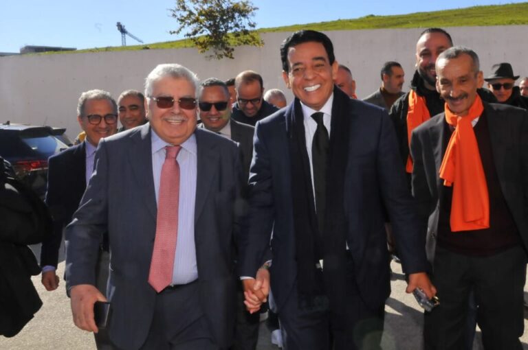 طلب تزكية جديد يربك حسابات “شيخ البرلمانيين” داخل “الحصان” بطنجة
