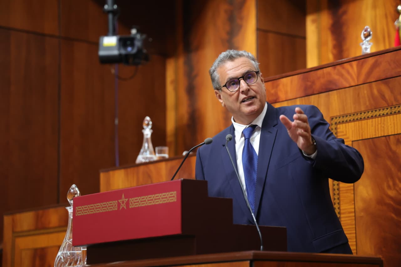 أخنوش: الاستثمار الحقيقي للأمم لا يقتصر على الحجر والبنايات 