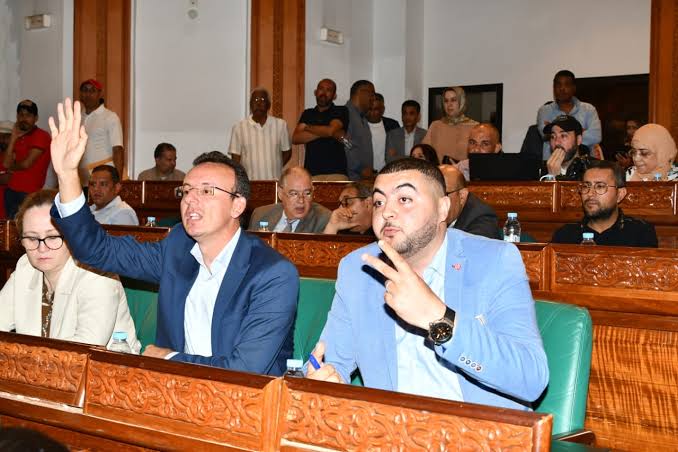 مستشارو “فيدرالية اليسار” يتهمون رئيسة مجلس الرباط