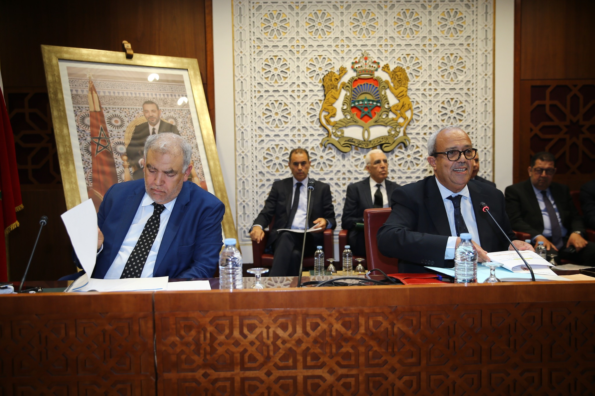 لجنة الداخلية بمجلس المستشارين تصادق بالإجماع على مشروع القانون التنظيمي المتعلق بالجهات