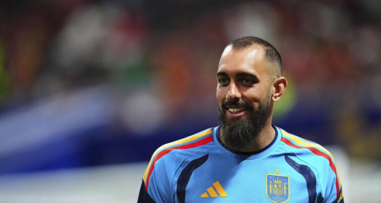 لاعب إسباني يرفض مصافحة ترمب في نهائي المونديال بسبب فلسطين