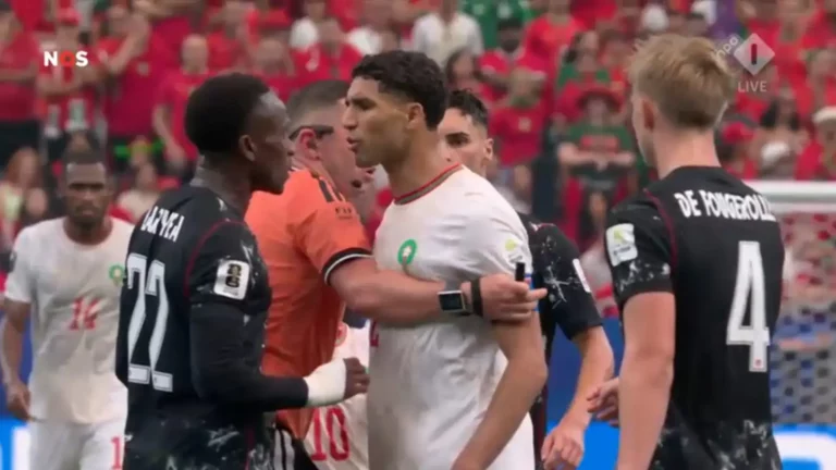 فخ البطاقات يطارد نجوم المغرب وفرنسا في ربع نهائي كأس العالم