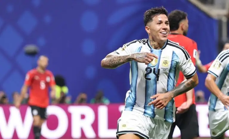 الأرجنتين تقلب الطاولة على مصر وتتأهل لربع نهائي كأس العالم