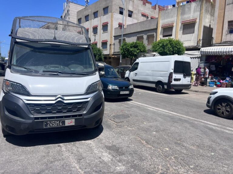 استنفار أمني بطنجة لتوقيف شخص خطير واجه عناصر شرطة بعنف وتحصن بمنزله (صور)