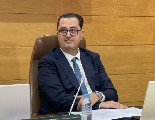 الحرمان من الماء والكهرباء يدفع مواطنا بطنجة لمراسلة الوالي التازي
