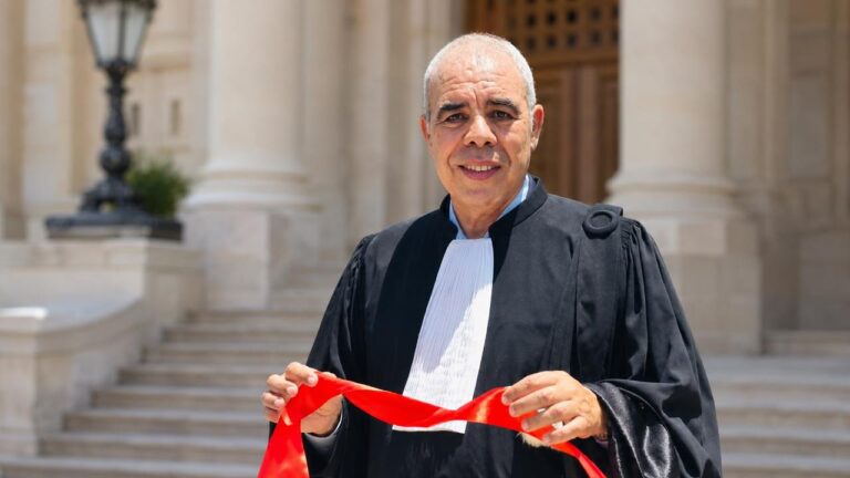 احتجاج المحامين يعري أعطاب البرلمان المغربي والدفاع يباشر وسائل جديدة دفاعا عن محاماة قوية