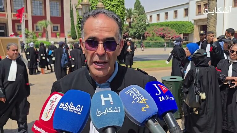 اعتصام المحامين امام البرلمان