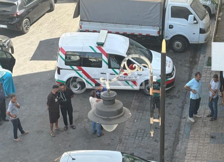 العرائش: وفاة وإصابات متفاوتة الخطورة إثر اقتحام سيارة تقودها سيدة لمطعم (صور+فيديو)