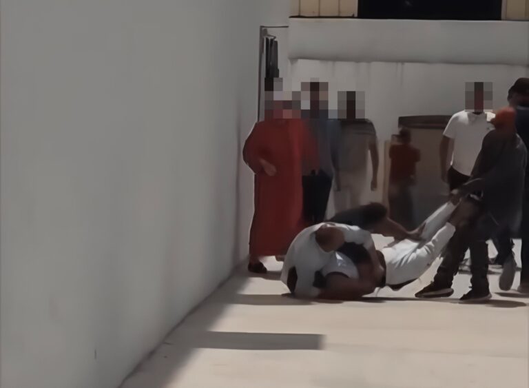 اتهامات بالاعتداء وتكبيل عامل بطنجة تثير غضبا واسعا ودعوات للتحقيق (فيديو)