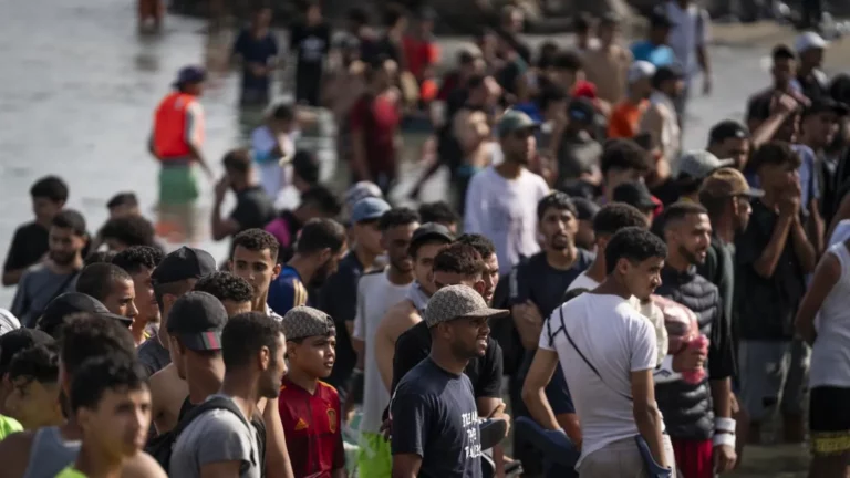 الداخلية تكشف عدد المهاجرين الواصلين الى اسبانيا