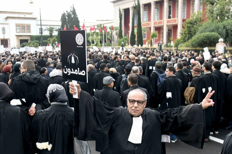 بعد دخوله حيز التنفيذ.. وزارة العدل تفتح باب التنسيق المشترك مع هيئات المحامين لتنزيل القانون الجديد للمهنة